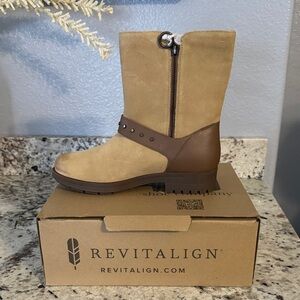 REVITALIGN Beige and Chocolate Boots